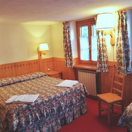 Hotel Locanda Grauson Когне Екстериор снимка