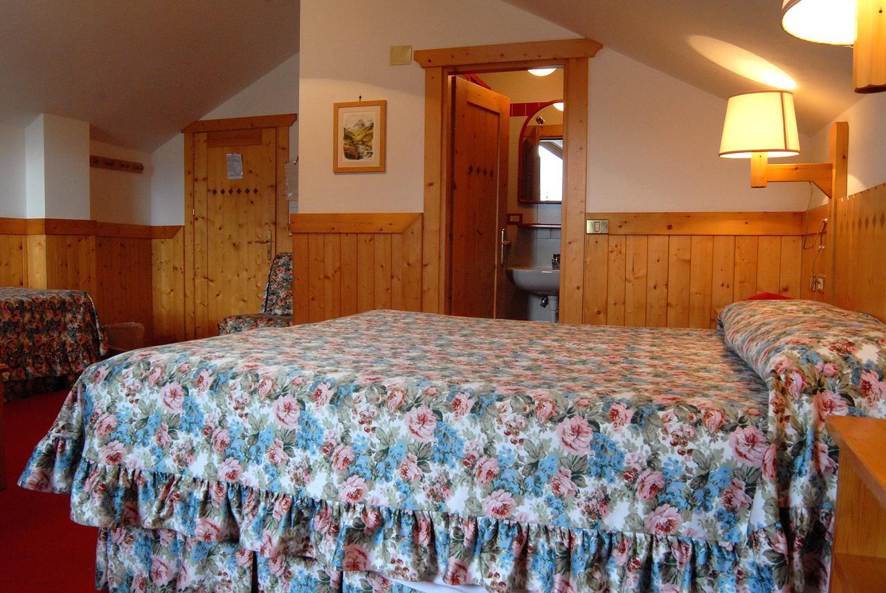 Hotel Locanda Grauson Когне Екстериор снимка