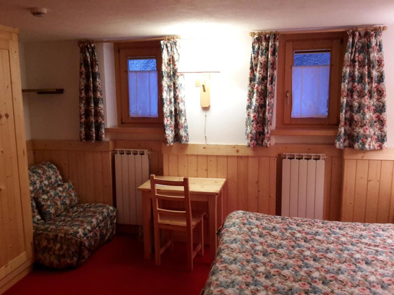 Hotel Locanda Grauson Когне Екстериор снимка